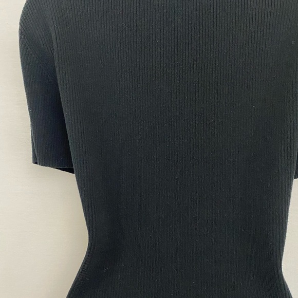⭐3/$21 XL Ribbed stretchy sweater [Faded Glory] black short-sleeved V-neck - Picture 7 of 14